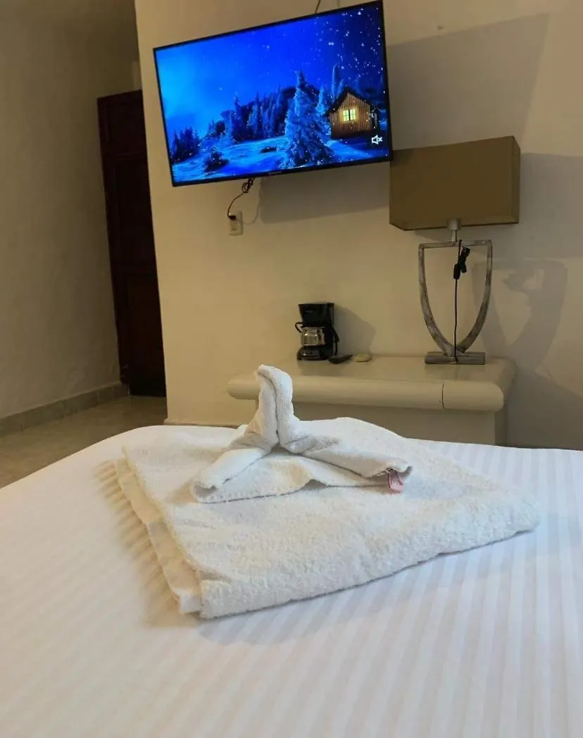 Hotel Hermanos Aguilar contacts